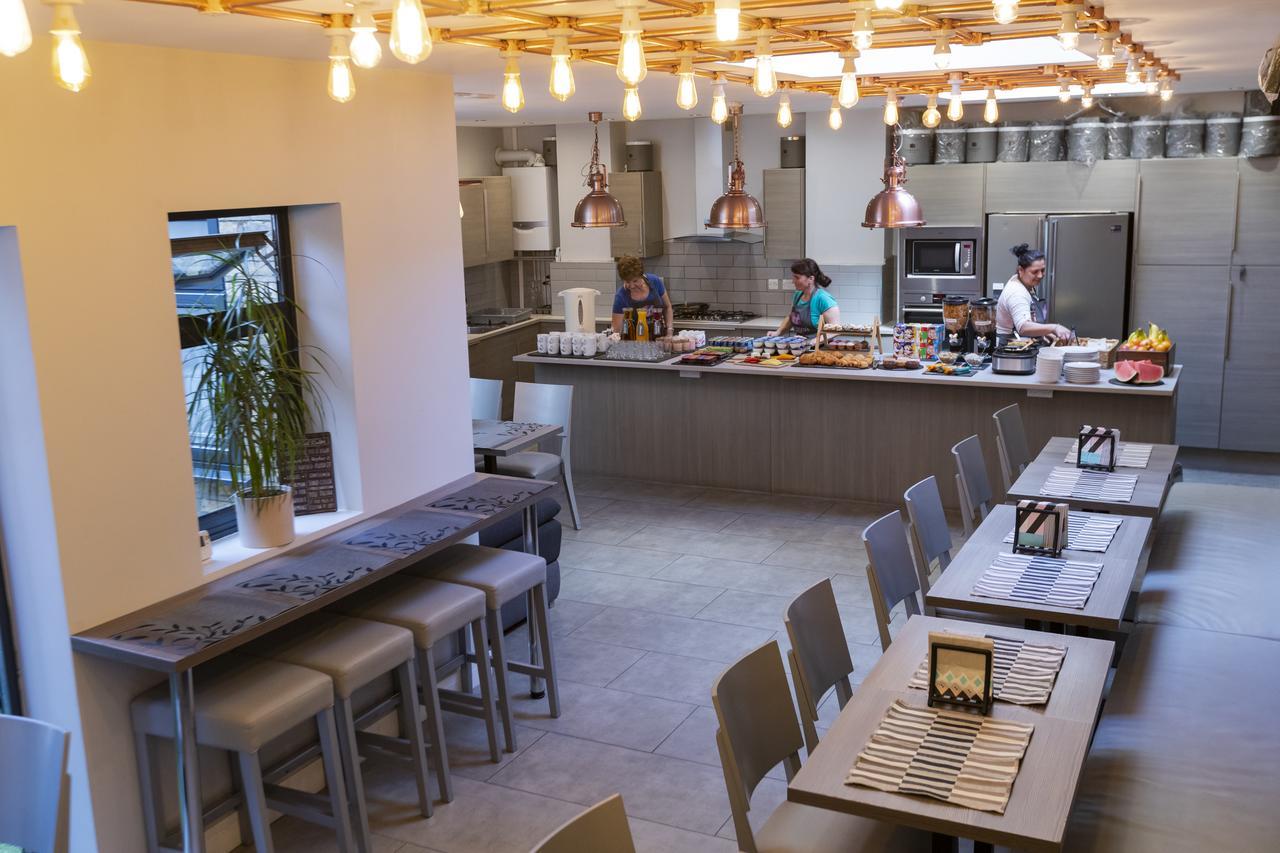 Comfotel Prpl London Bagian luar foto
