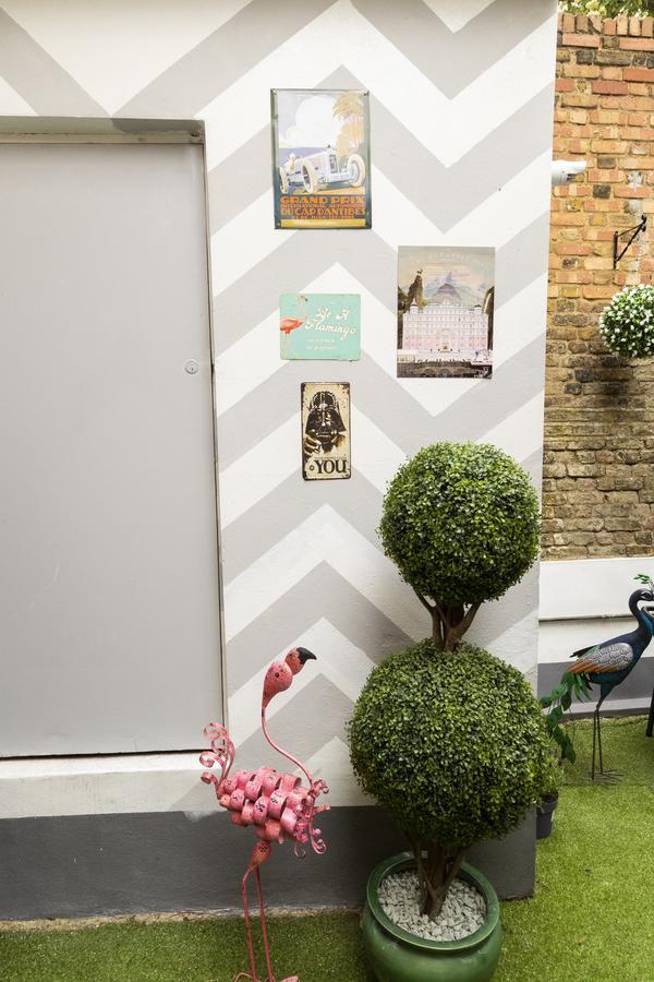 Comfotel Prpl London Bagian luar foto