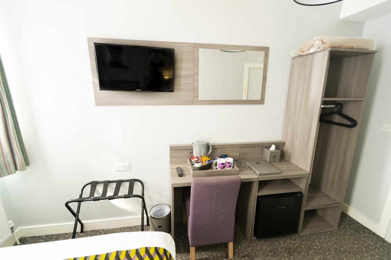 Comfotel Prpl London Bagian luar foto