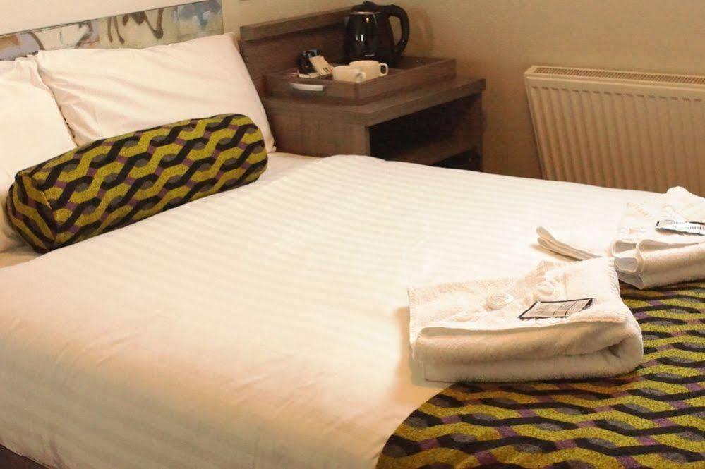 Comfotel Prpl London Bagian luar foto