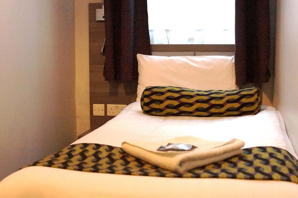 Comfotel Prpl London Bagian luar foto